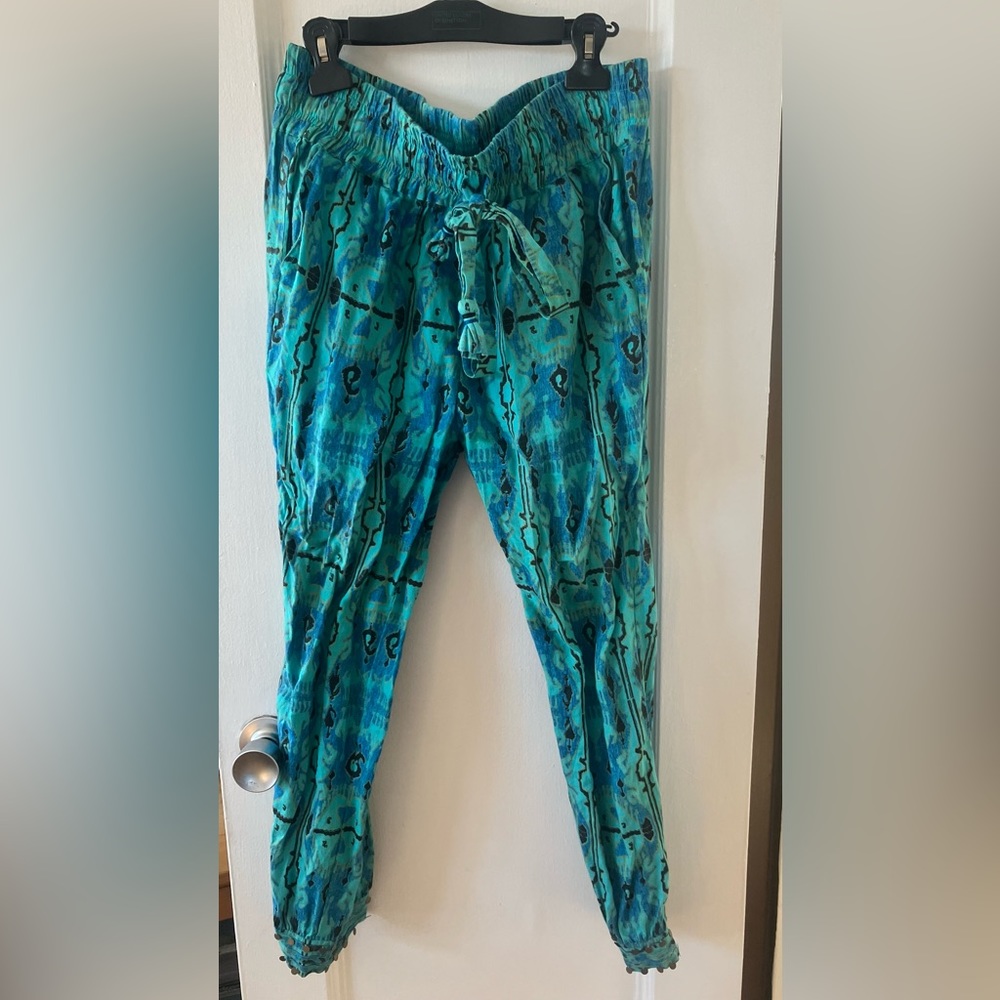 Calypso St Barth every day/resort pants, pockets and adjustable ankle closure
